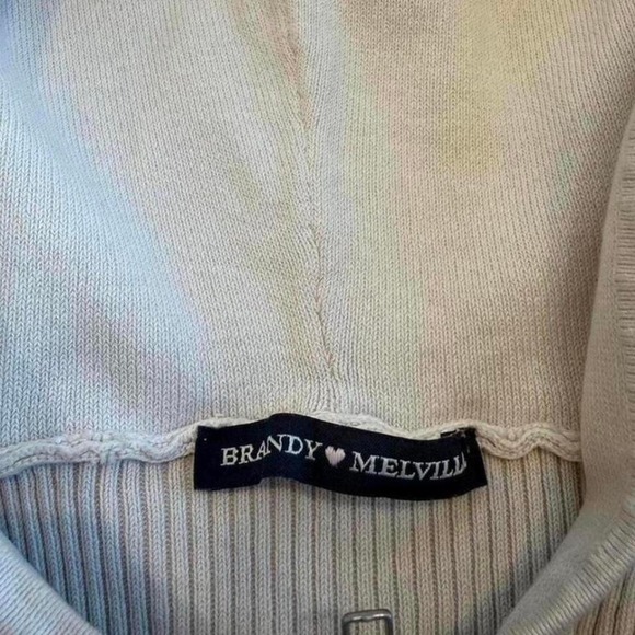 brandymelville white zip up hoodie - Picture 4 of 4